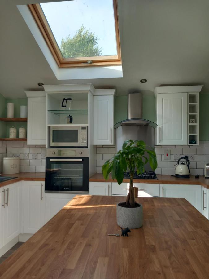 Waveney Villa Belfast Exterior photo